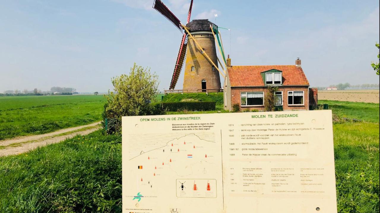 Slapen Bij De Zeeuwse Lala Bed & Breakfast IJzendijke ภายนอก รูปภาพ